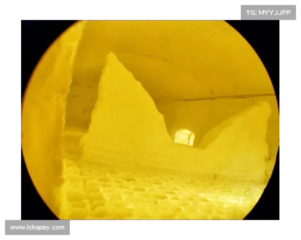 火焰玻璃制作过程中的五大关键步骤解析与技巧分享 火焰玻璃制作过程中的五大关键步骤解析与技巧分享